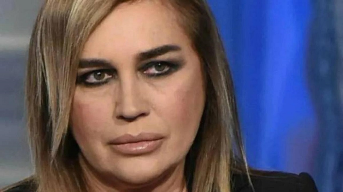 Com’era da giovane Lory Del Santo? Ecco il cambiamento della showgirl