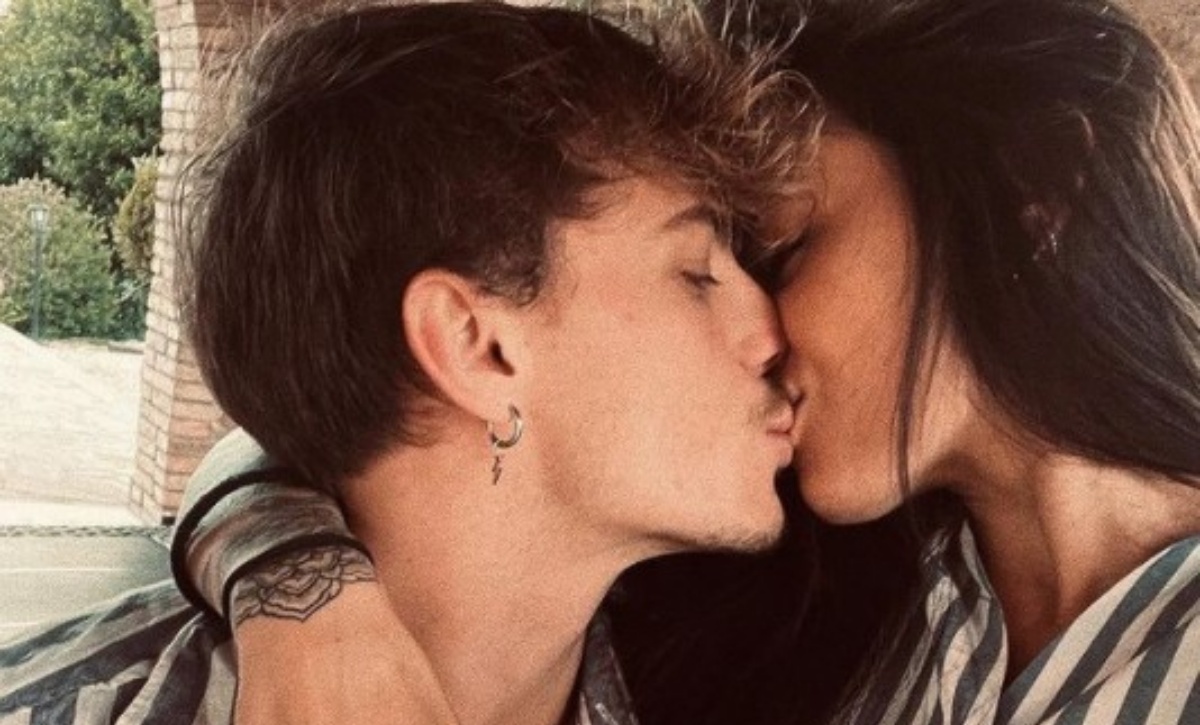 L’ex corteggiatrice Martina Grado mostra le smagliature su Instagram