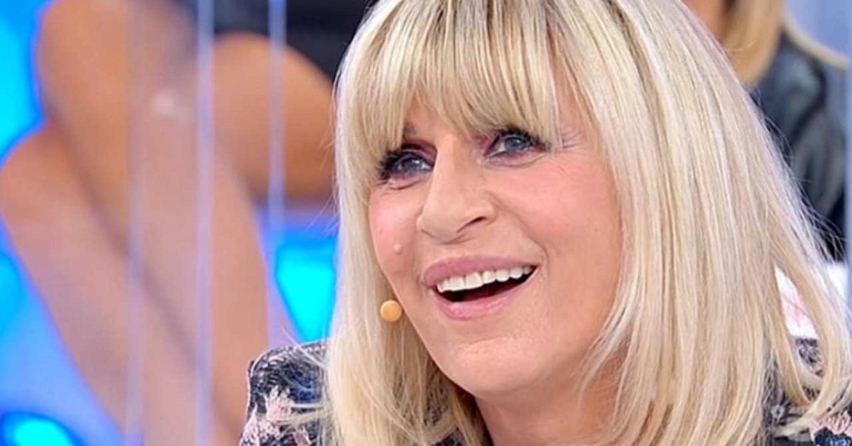 Uomini e Donne, Gemma Galgani senza freni: “Franco devo controllare se porti le mutande”