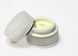 Crema viso antirughe, le migliori tra cui scegliere