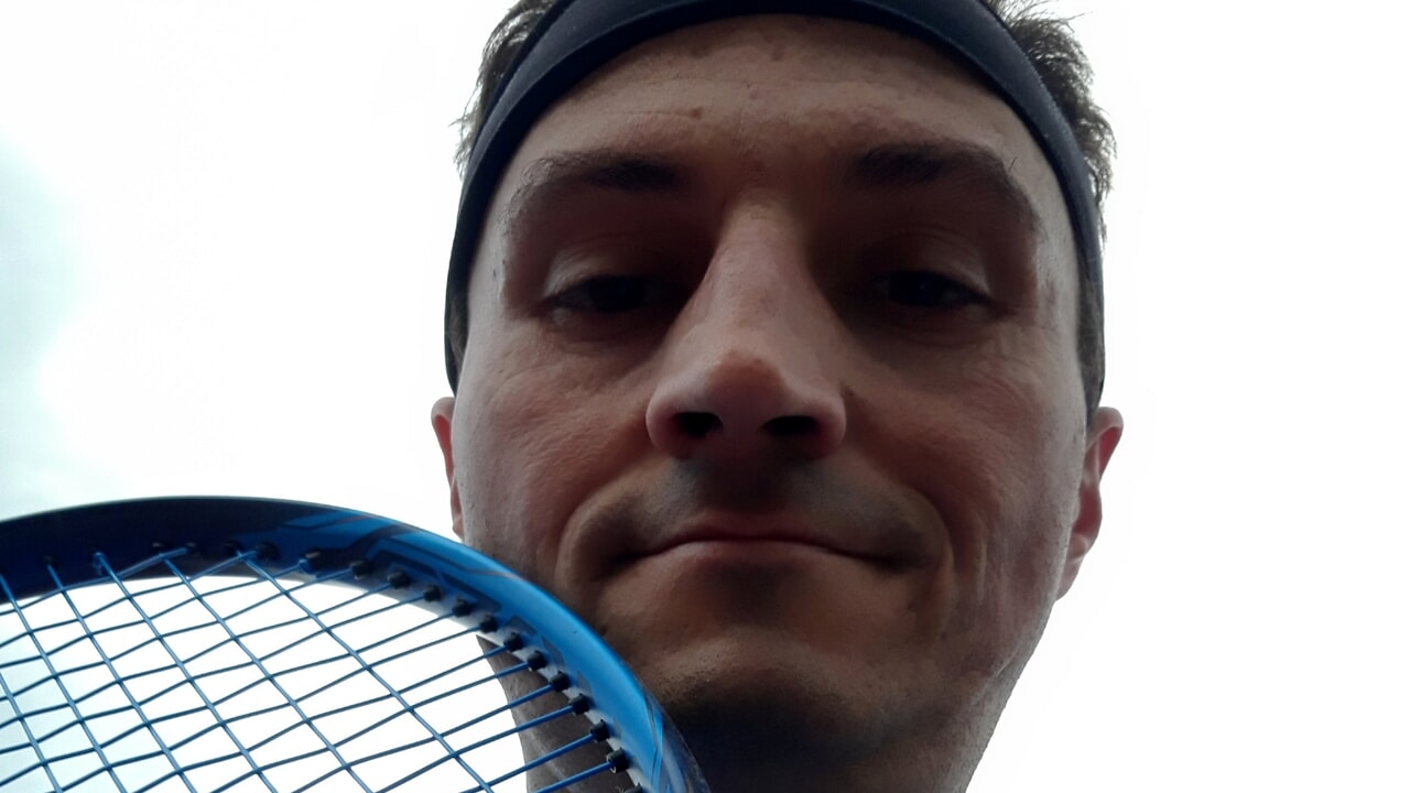 Matteo Chini morto dopo la partita a tennis: la moglie dice che l’ingegnere di 44 anni era sanissimo
