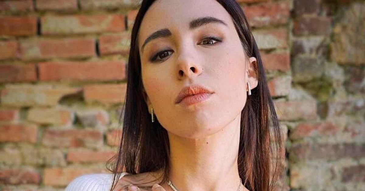 Aurora Ramazzotti fa chiarezza sulla gravidanza: la rivelazione e la rabbia sui social