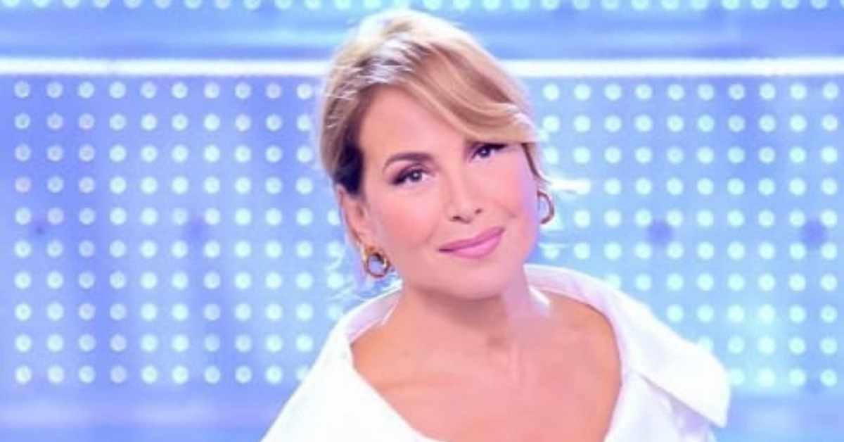 Barbara D’Urso risponde alle critiche su La Pupa e il Secchione: “Ecco cosa mi ha chiesto Piersilvio”