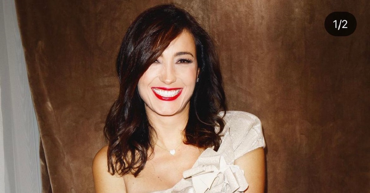 Caterina Balivo cambia look: la conduttrice è quasi irriconoscibile con uno stile più aggressivo