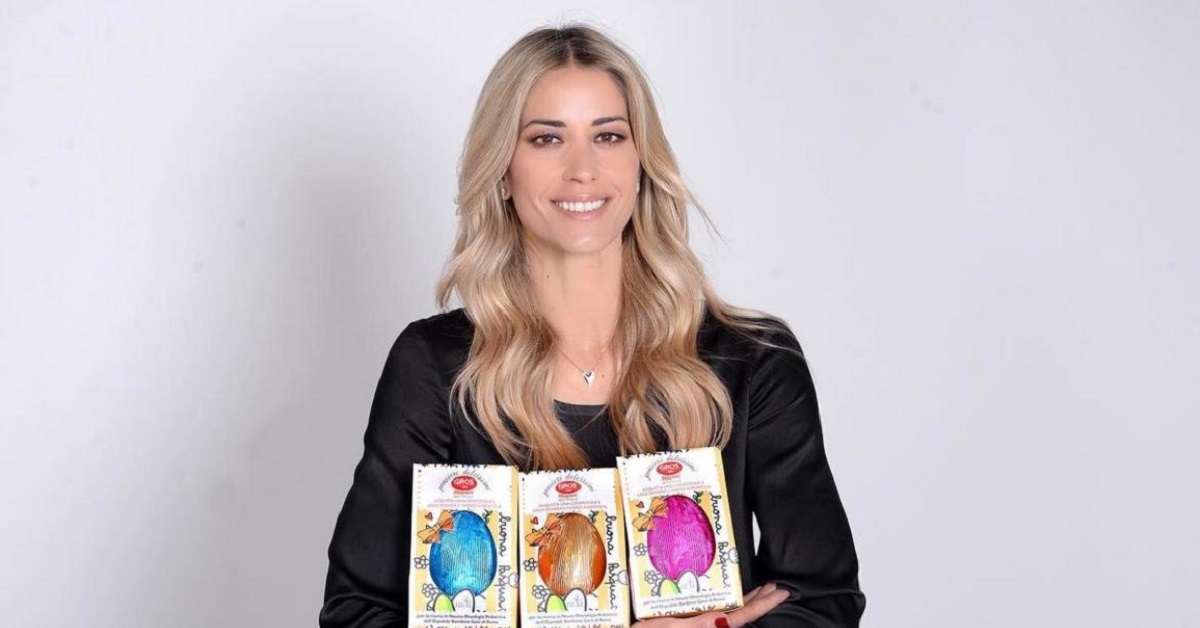 Elena Santarelli a Dubai: ecco quanto costa una notte nel Jumeirah Al Naseem