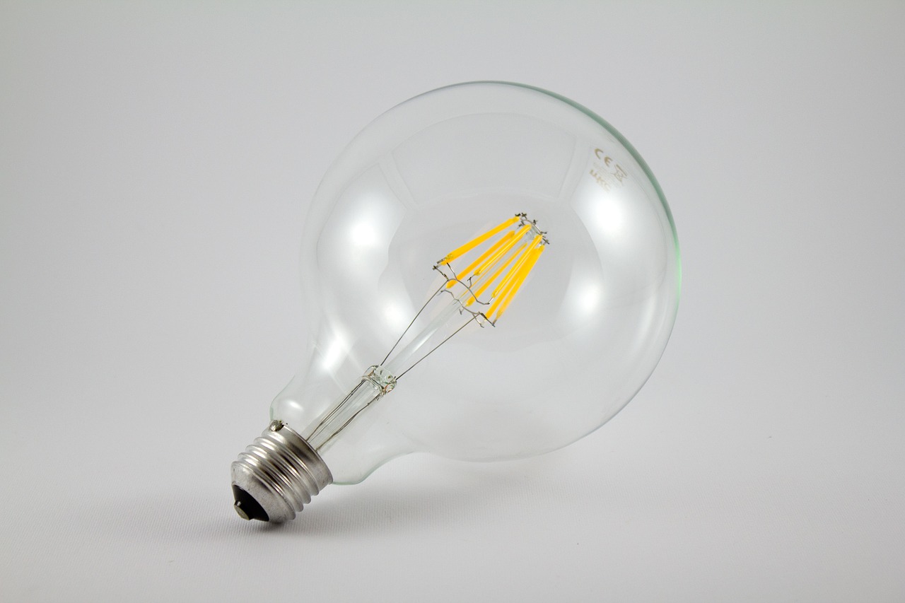 Come scegliere le lampadine LED a basso consumo per risparmiare in bolletta