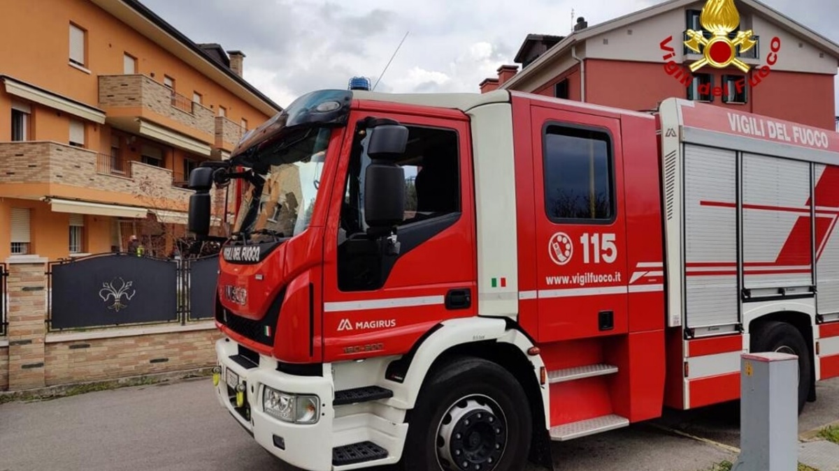 Mamma di 35 anni morta in un incendio