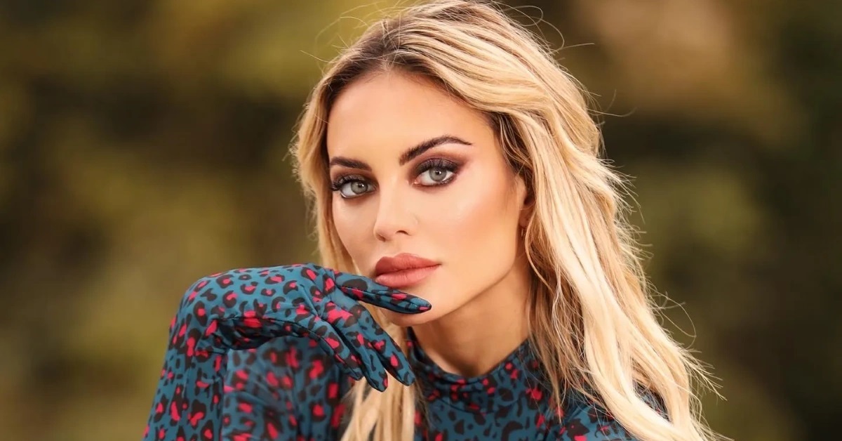 Elena Morali, truffa da 5mila euro: “I negozianti erano d’accordo con il ladro”