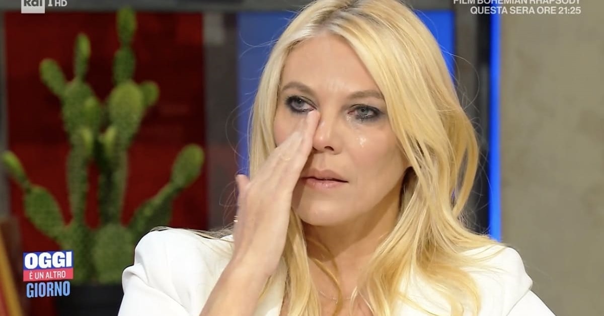 Eleonora Daniele in lacrime a Storie Italiane: “Ha avuto un grave incidente stradale…”