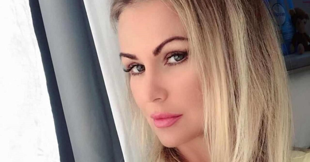 Eva Henger rivede il marito Massimiliano, il bacio in ospedale: “Ti amo immensamente”