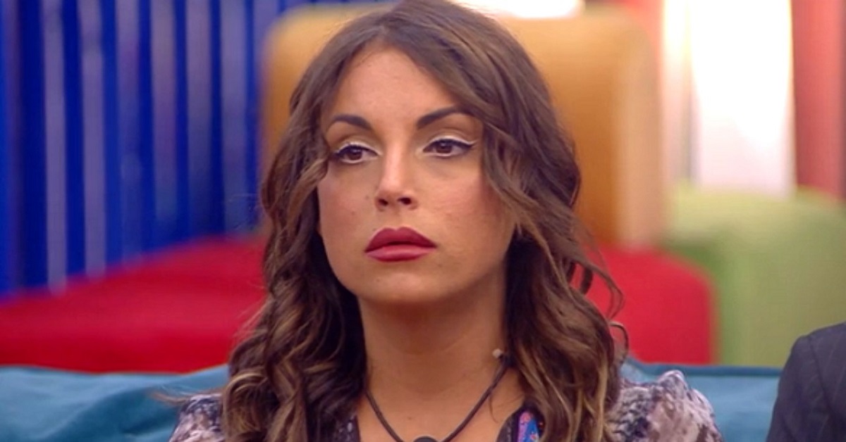 Francesca De André vittima di violenze rivela: “Sono in condizioni tragiche”