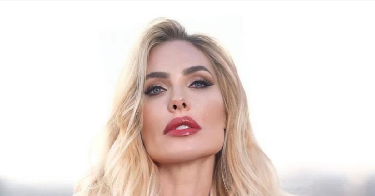 Ilary Blasi e la gaffe all’Isola Dei Famosi: “Nulla ti scuregg…”