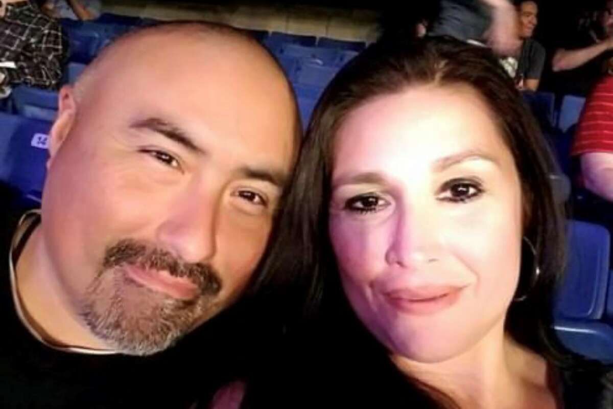 Joe Garcia, marito della maestra uccisa in Texas, non ha retto al dolore