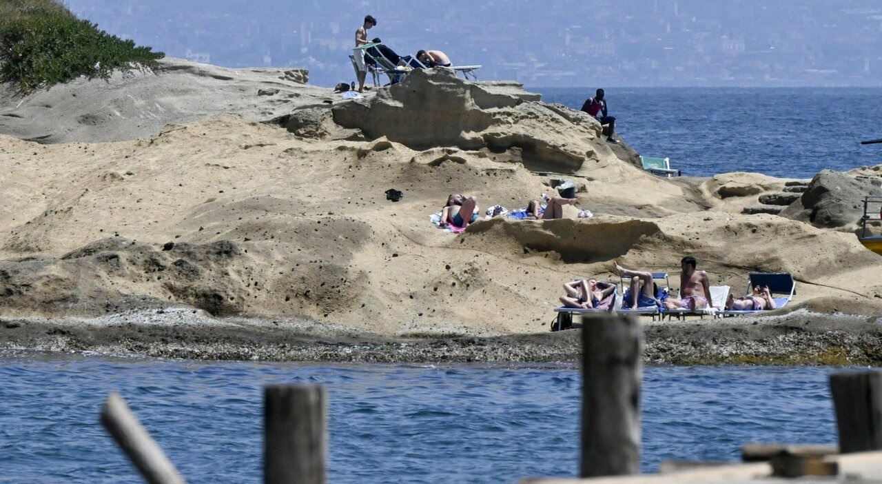 Ragazzo accoltellato a Marechiaro