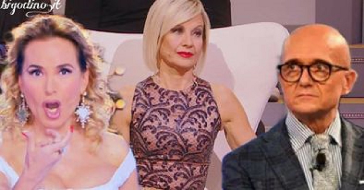 Antonella Elia elogia Barbara D’Urso. Frecciatina al vetriolo per Alfonso Signorini