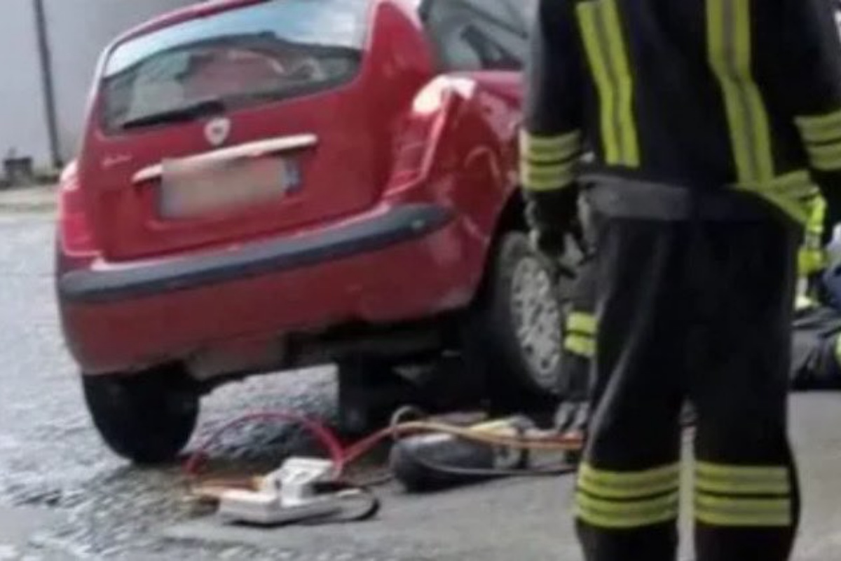Lecco: come sta Benedetta, la bambina di 2 anni investita da sua madre mentre stava facendo manovra