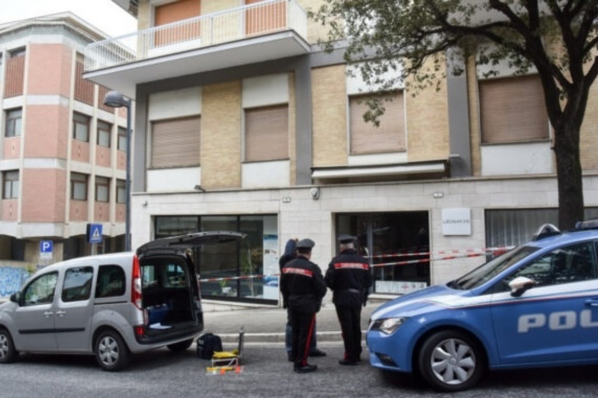 Macerata, scoperto il motivo per il quale la mamma di 40 anni ha deciso di gettare la bimba di 4 anni dalla finestra