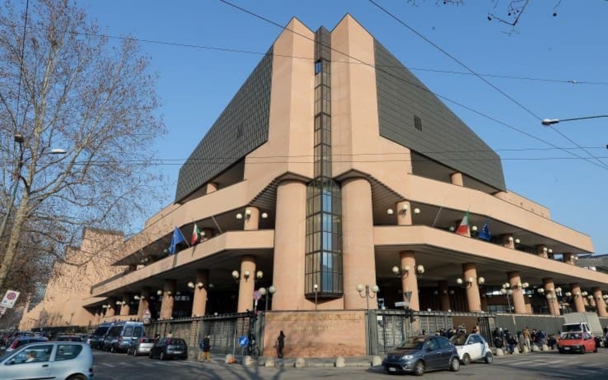 incastrata moglie uomo di 50 anni a Torino