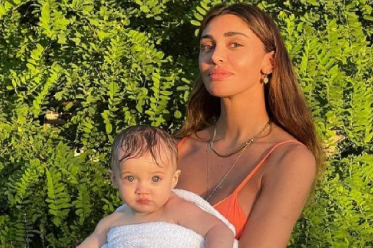 Belen Rodriguez and daughter Luna Marì