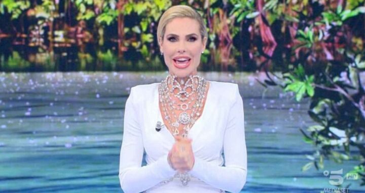 Ilary Blasi isola dei famosi