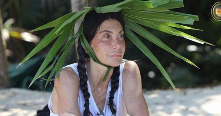 Isola dei Famosi: Carmen Di Pietro perde la testa per un giovane