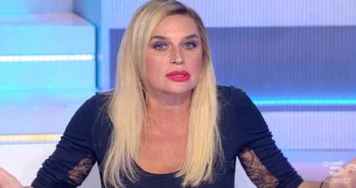 L'Isola dei Famosi: fischi per Lory Del Santo
