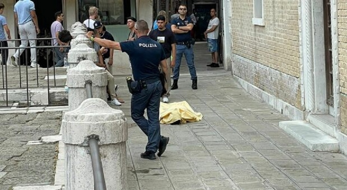 Dramma a Venezia: turista muore dopo aver accusato un malore