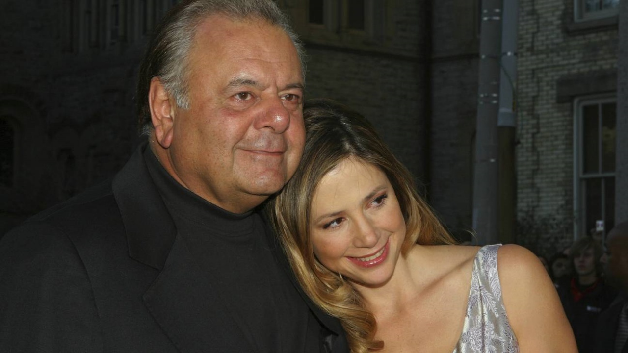 L'addio di Mira Sorvino per suo papà Paulie