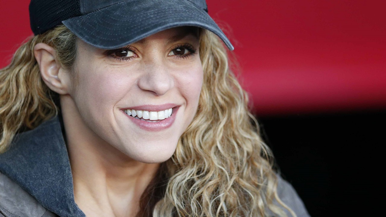 Shakira accusata di frode