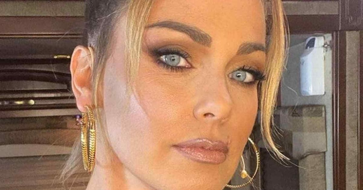 Sonia Bruganelli e la pazza idea proposta agli autori: “Donna incinta al GF Vip”