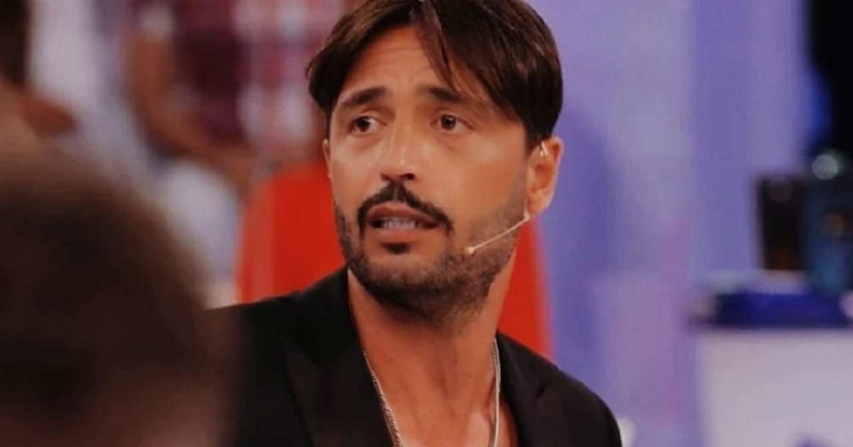 UeD, segnalazione e stoccata per Armando Incarnato: ”Vivo a due passi da lui e…”