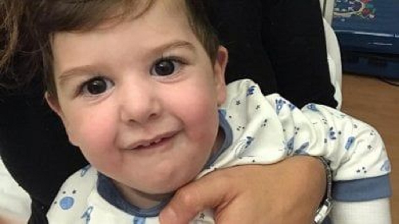 Bimbo di 3 anni affetto da Sma muore a Taranto, lo curavano con un farmaco da 2 milioni di euro