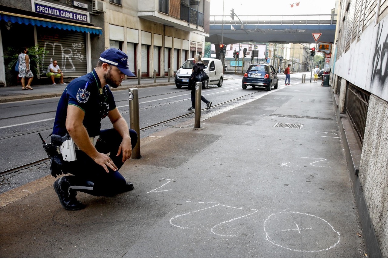 Ragazzino ucciso in bici a Milano