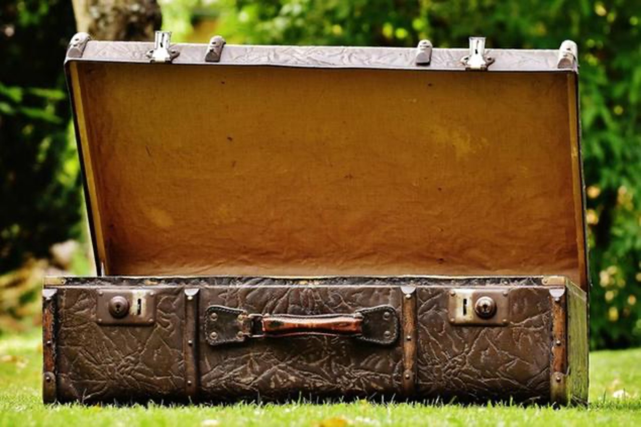 human remains in the suitcase