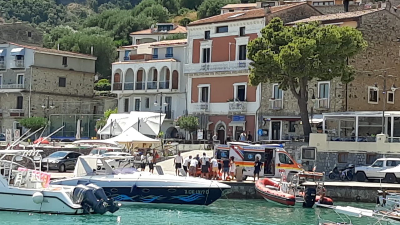 masso spiaggia