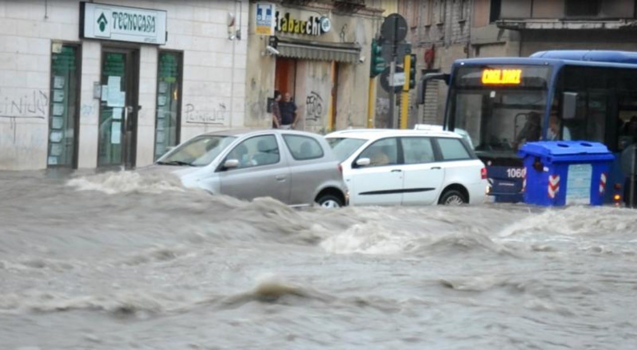 thunderstorm in cagliari