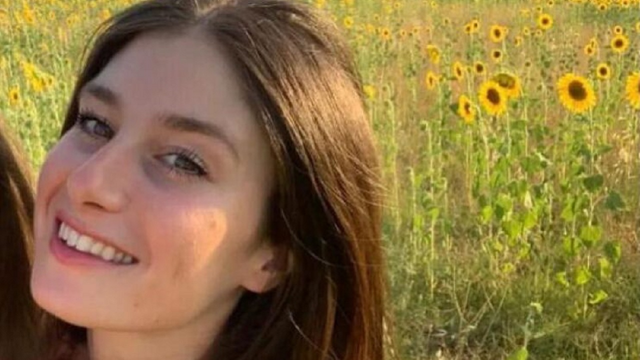 Rebecca Aretini morta a 28 anni sul Monte Macina: è precipitata nel vuoto