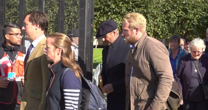 David Beckham ultimo saluto alla Regina