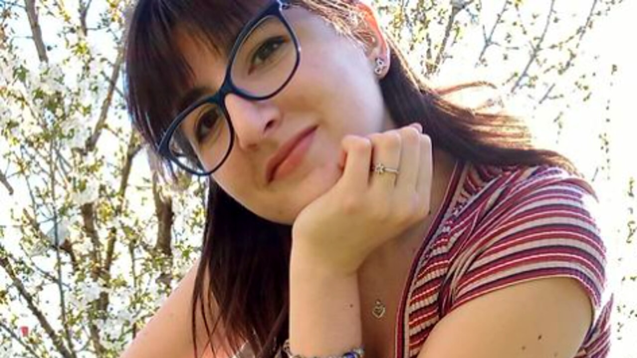 Elena Spironello scomparsa a 23 anni per un virus misterioso