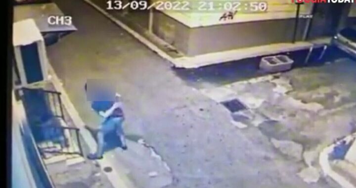 Ladro ruba telefono al bimbo di 6 anni