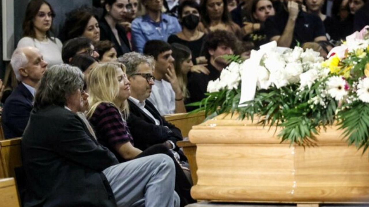 Francesco Valdiserri the pain of his mother two weeks after death Ruetir