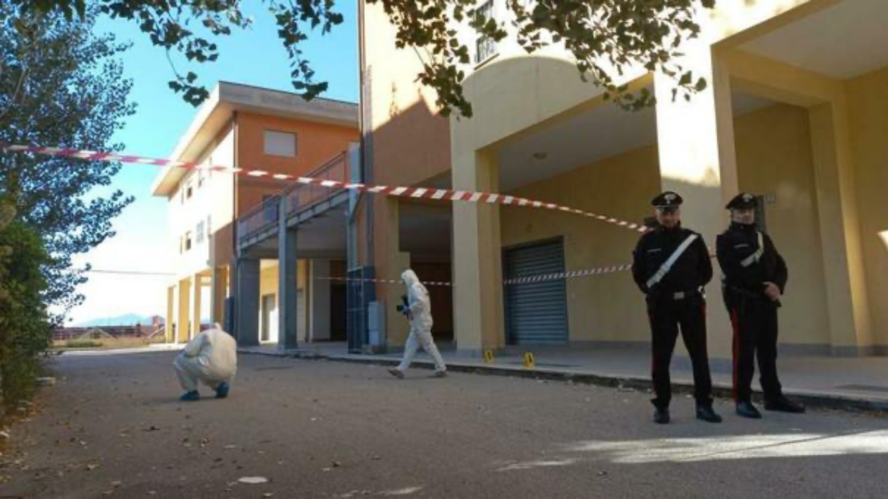 Salerno, bambina di 2 anni caduta dalla finestra: le parole del padre agli agenti