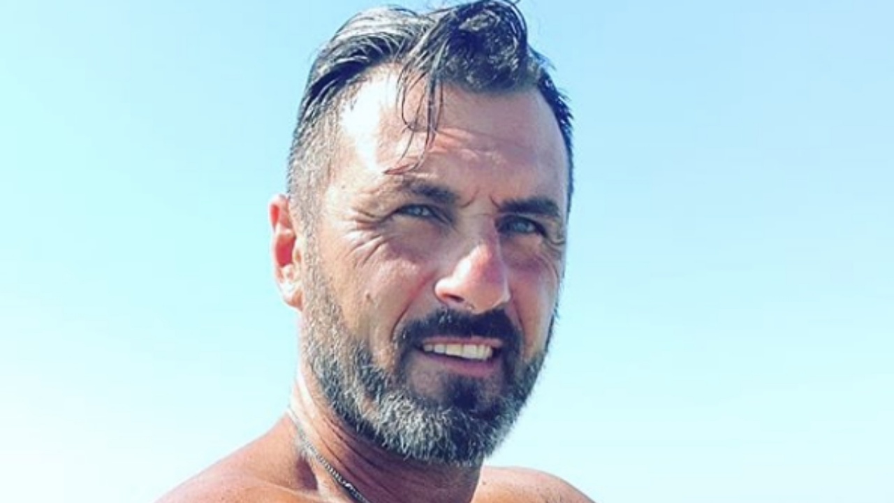 Uomini e Donne, Sossio Aruta pronto a tornare in campo a 52 anni: ecco dove giocherà l’ex cavaliere