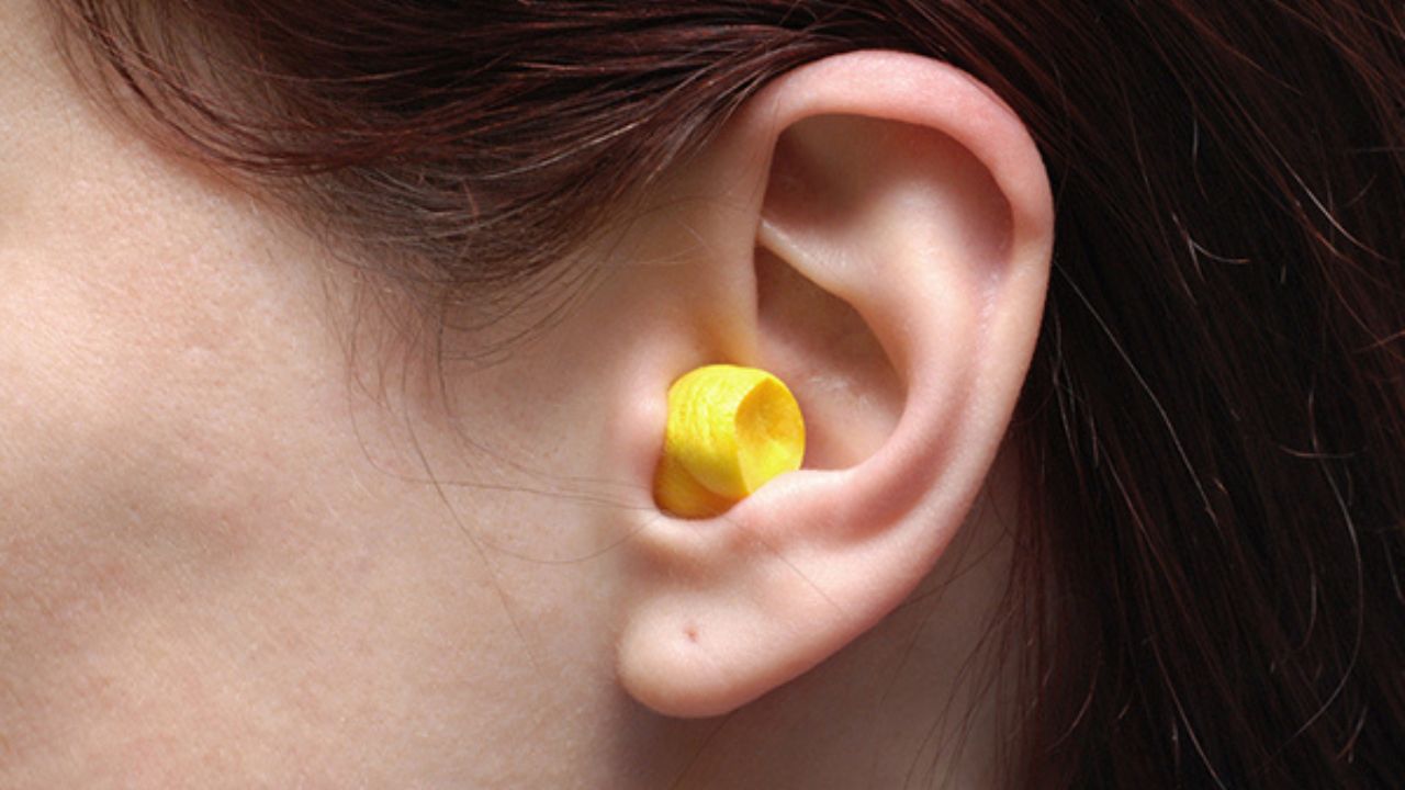 sordo pezzo plastica orecchio