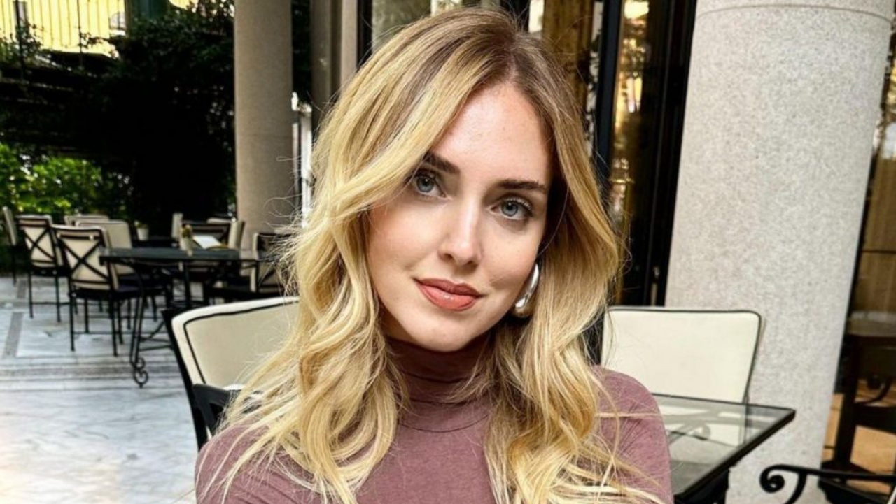 Chiara Ferragni, lo scatto social condiviso dall’imprenditrice digitale preoccupa i fan: cosa è successo