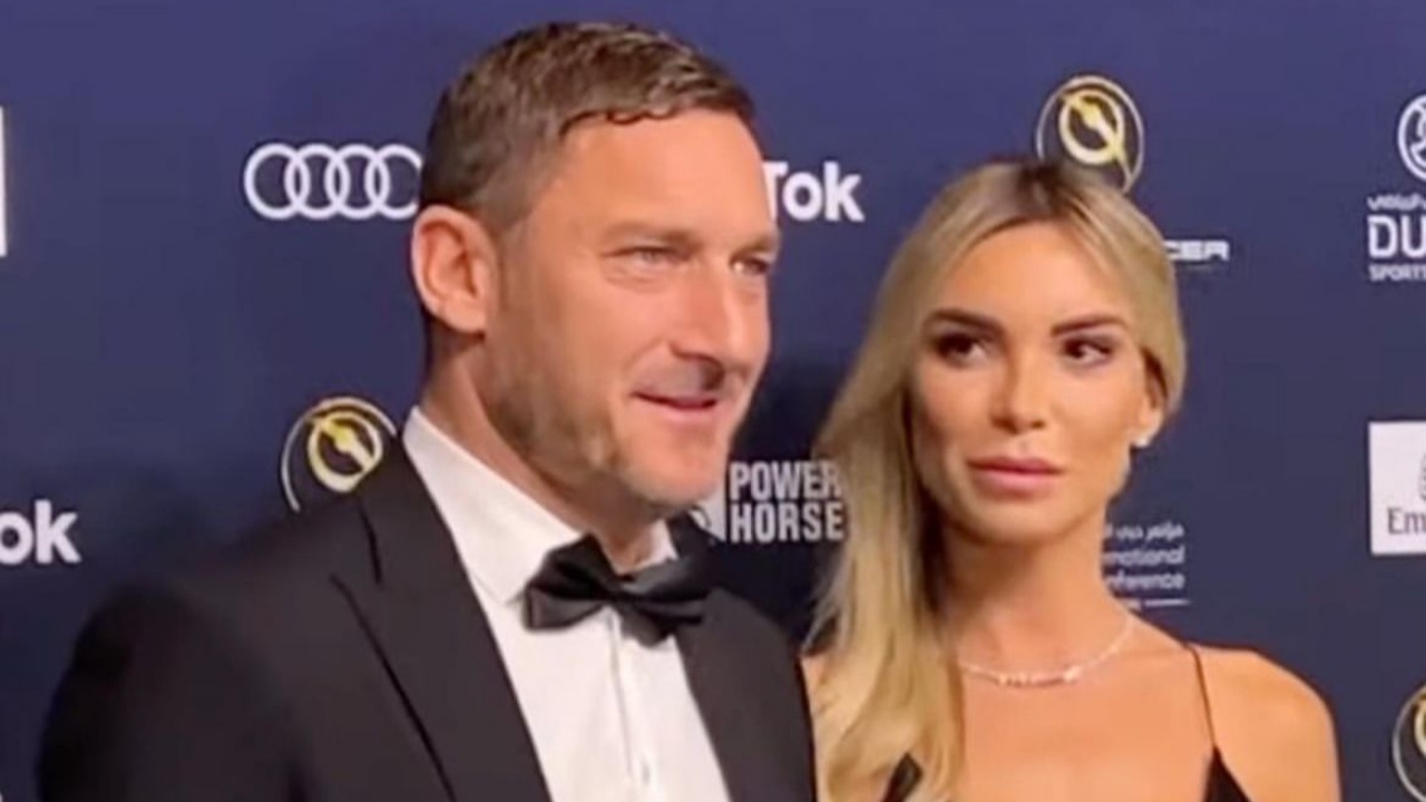 Francesco Totti e Noemi Bocchi, la lite: lui furioso e lei in lacrime