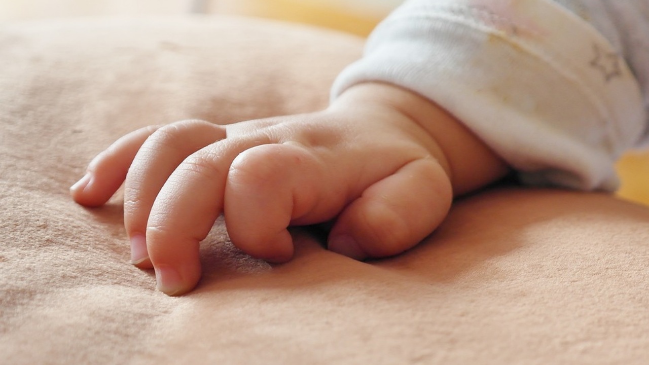 tragedia bambino di un anno e mezzo