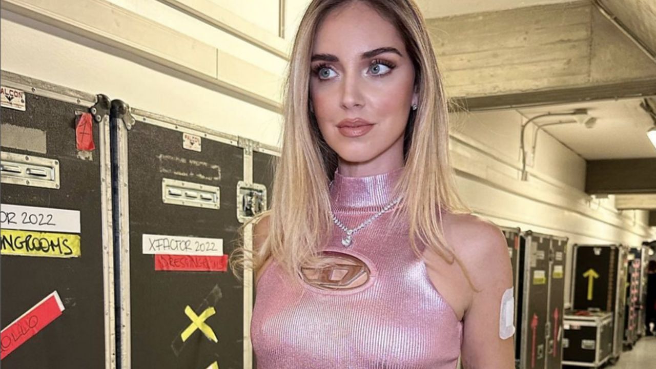 Chiara Ferragni, svelato il motivo del cerotto sul braccio