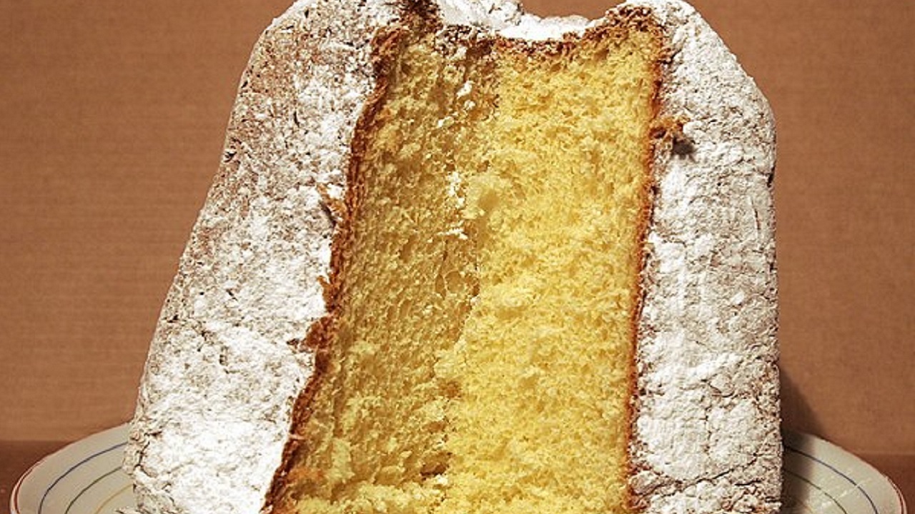 Pandoro promesso alla figlia orfana di padre
