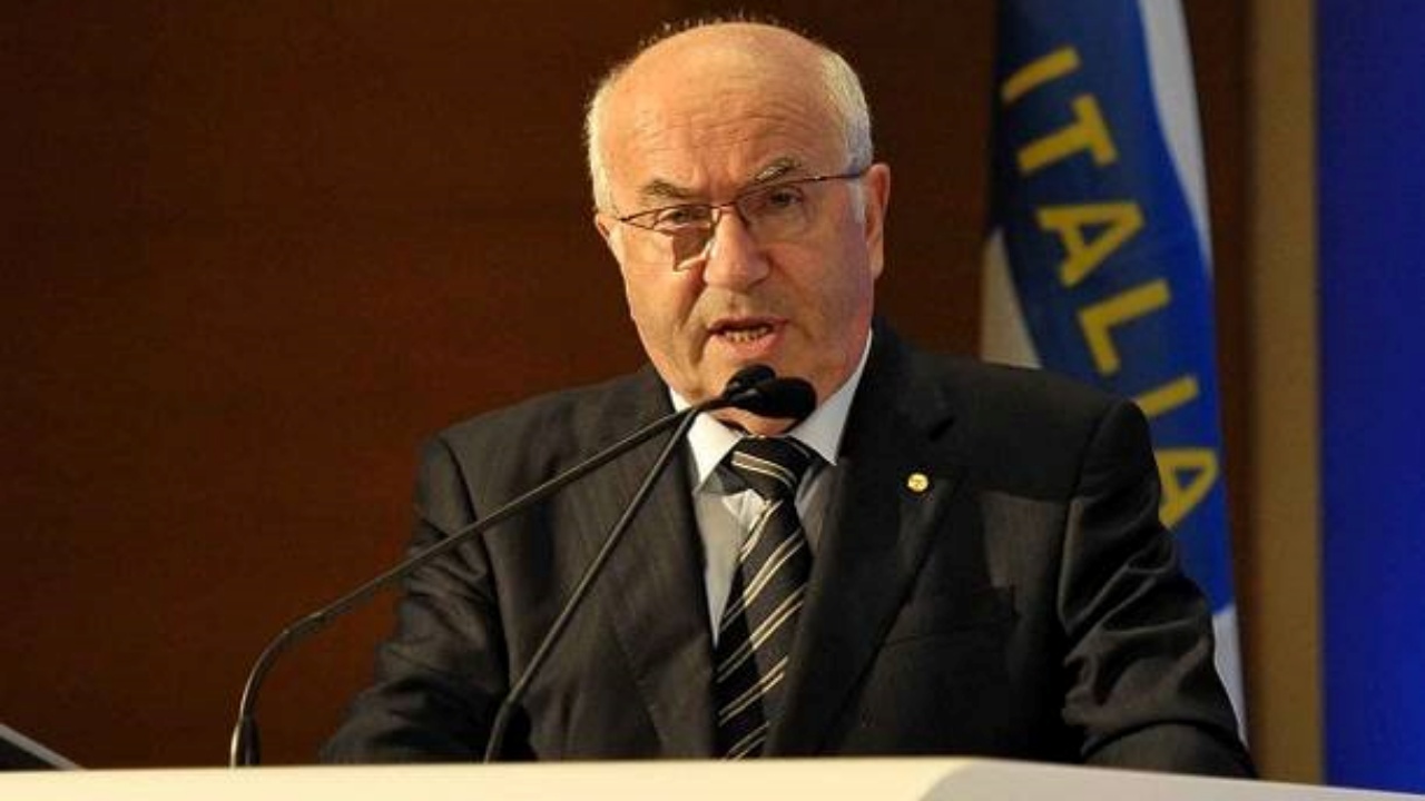 Carlo Tavecchio died